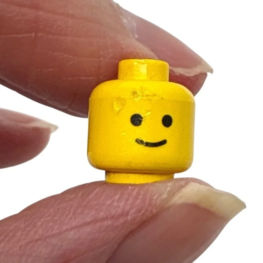 LEGO Minifigure Classic Yellow Smiley Face Sand Blue Torso Yellow Legs Vintage